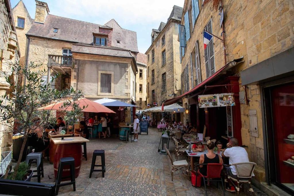 "Les Appartements De Betty A" Coeur Historique Sarlat-la-Caneda Ngoại thất bức ảnh