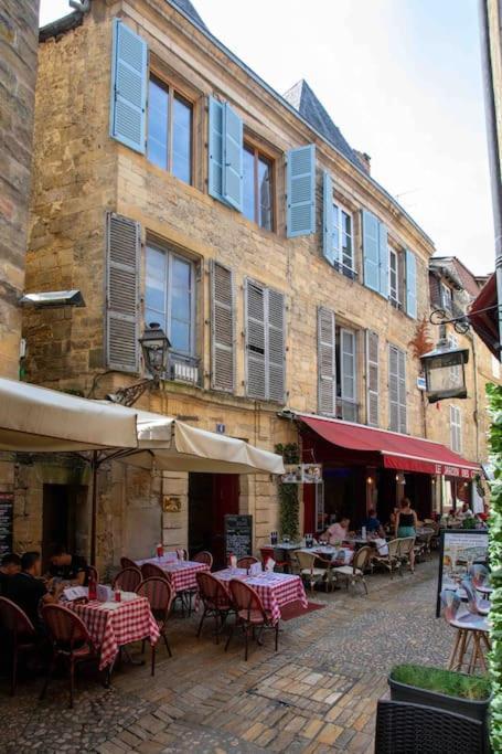 "Les Appartements De Betty A" Coeur Historique Sarlat-la-Caneda Ngoại thất bức ảnh